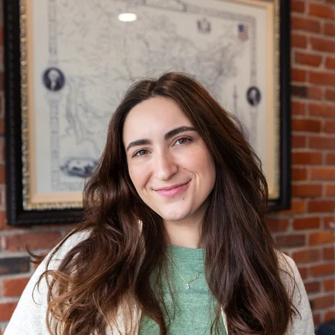 Jessica Vultaggio, Manager of Operations at Vultaggio Dental.